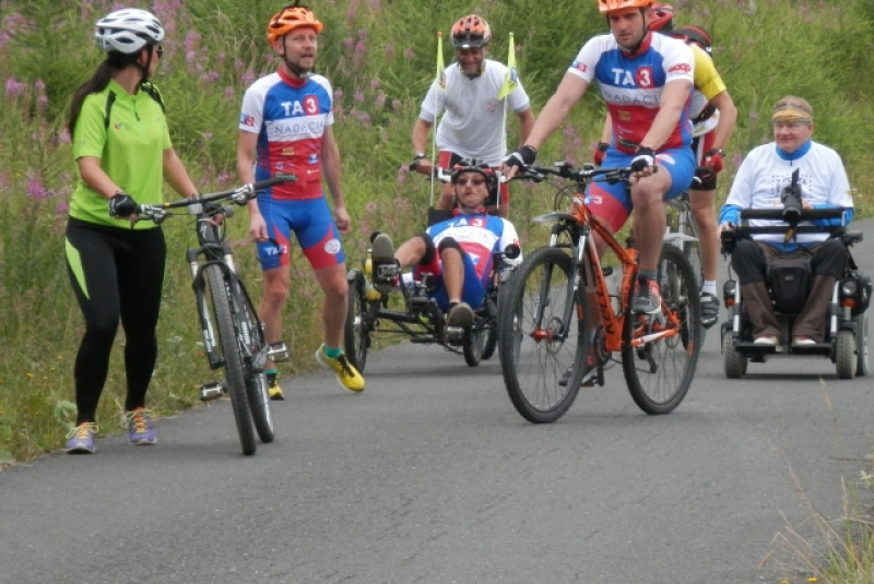 Charitatívna akcia Káčer na bicykli 2015