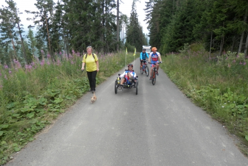 Charitatívna akcia Káčer na bicykli 2015
